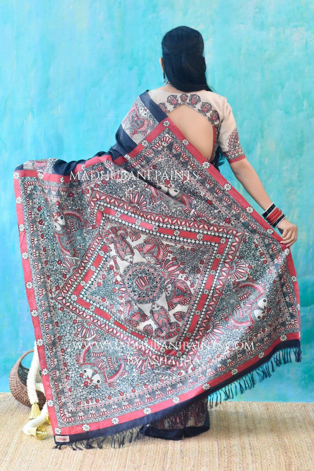 'MATSYA MANJARI' Hand-painted Madhubani Tussar Silk Saree Blouse Set