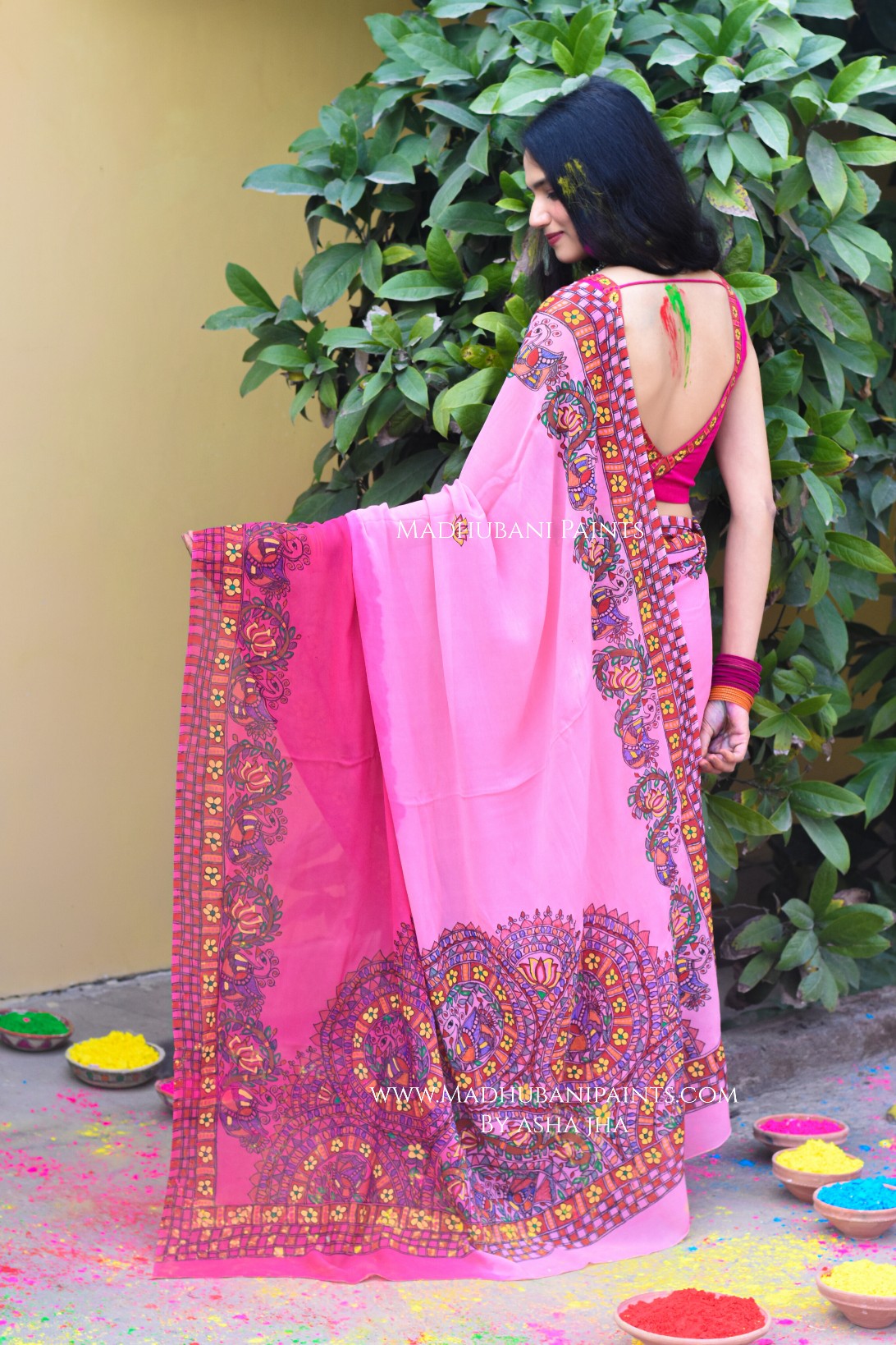 MADNOTSAV Handpainted Madhubani Georgette Saree Blouse Set