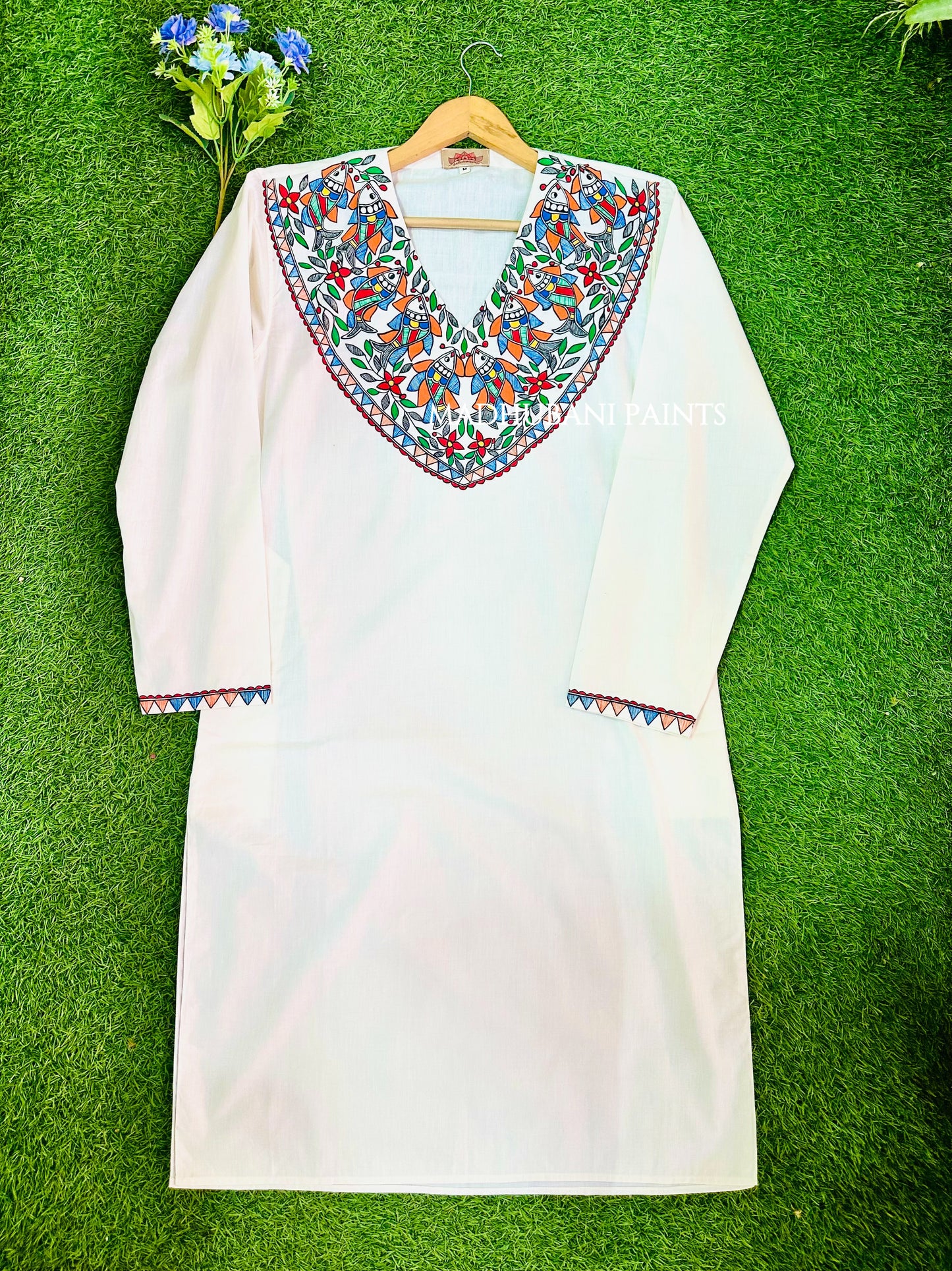 White Multicoloured Fish V neck Hand-painted Handloom Men's Cotton Kurta