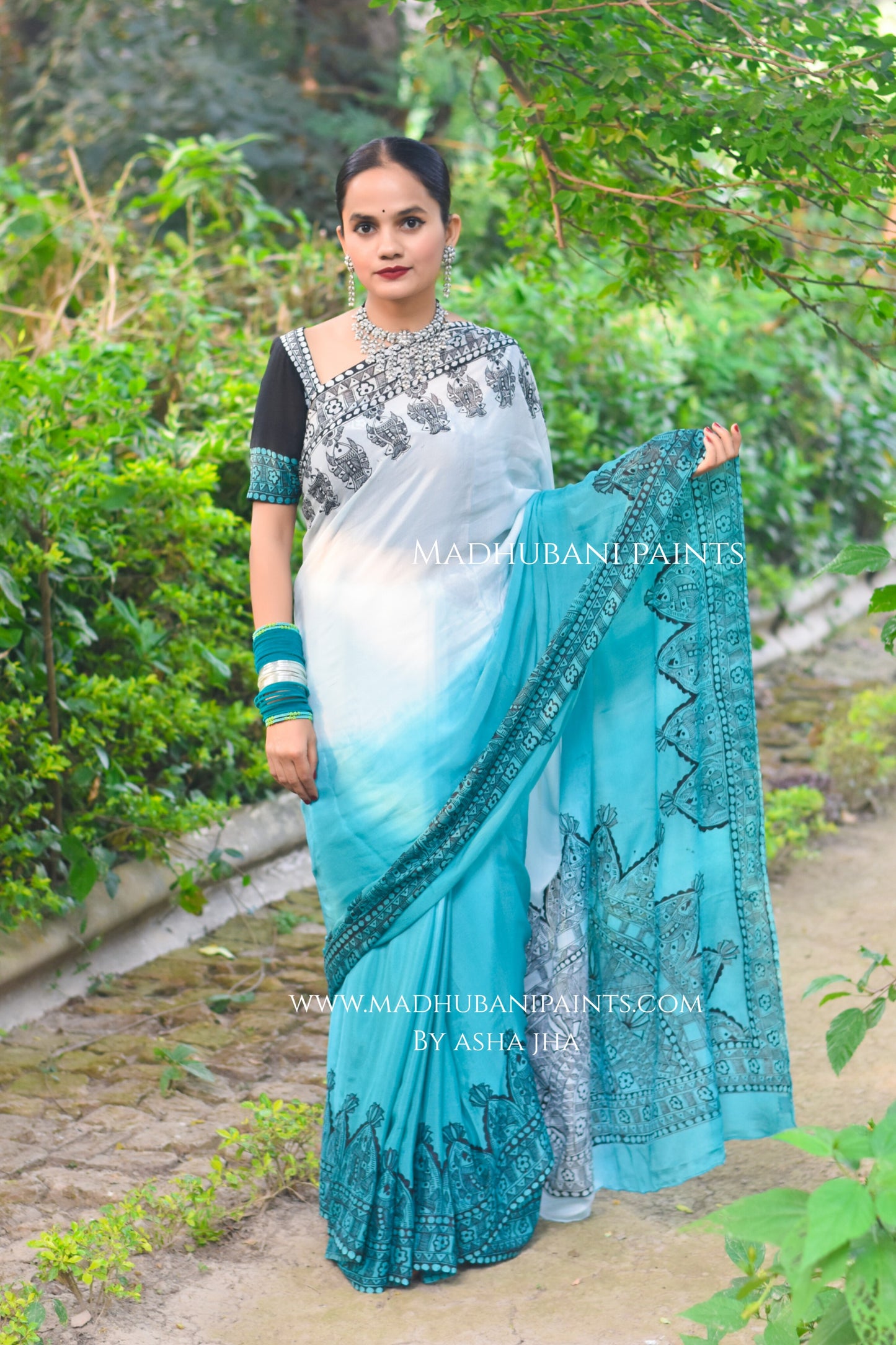 Neel Ujala Hand-painted Madhubani Chiffon Saree