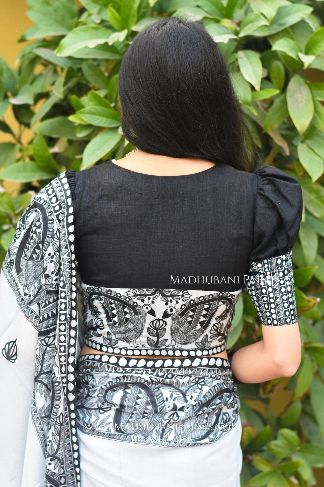KUSUMAKAR Hand-painted Madhubani Chiffon Saree Blouse Set