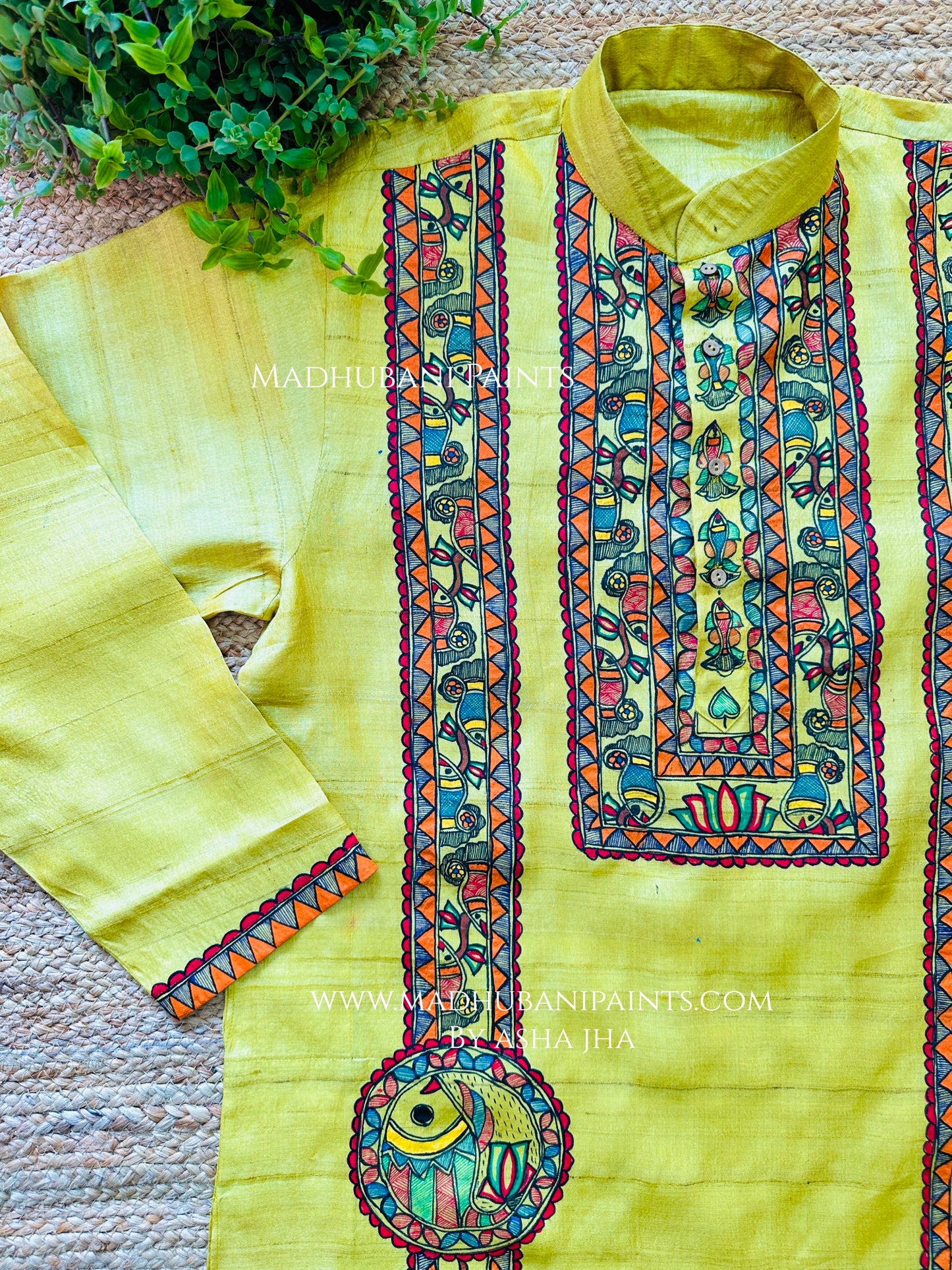 Macchli Kamal Hand-painted Madhubani Men's Tussar Silk Kurta