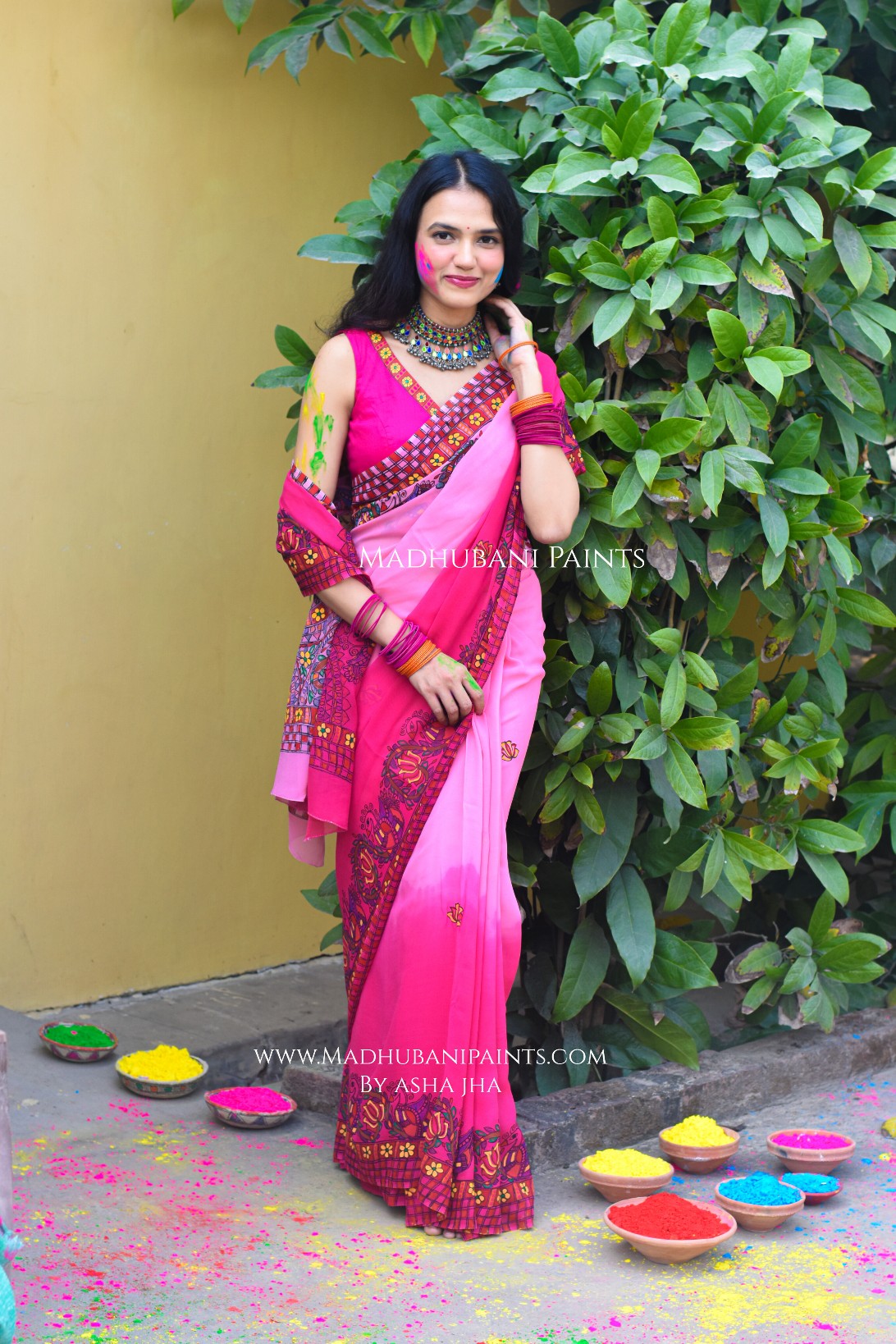 MADNOTSAV Handpainted Madhubani Georgette Saree Blouse Set