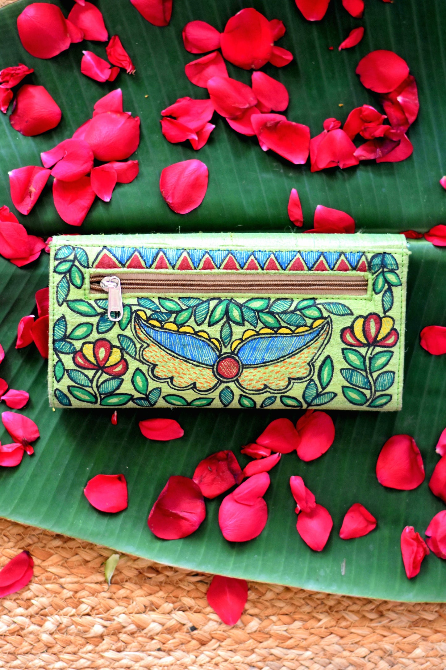 Sankh Madhubani Clutch