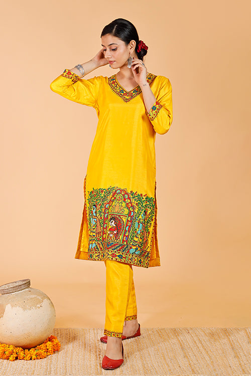 'Dolikahaar' Handpainted Madhubani Dola Silk Kurta