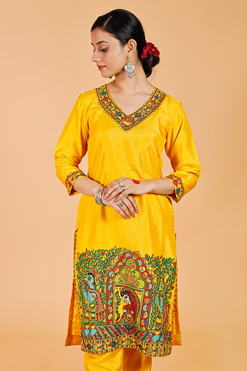 'Dolikahaar' Handpainted Madhubani Dola Silk Kurta