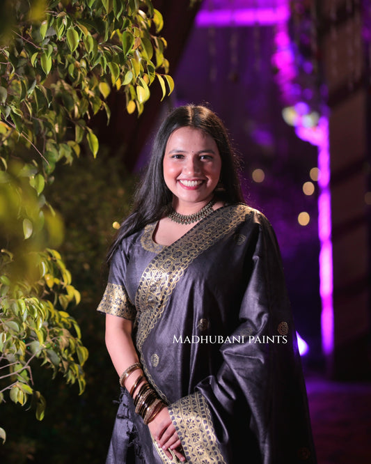 MANOHAR SANGEET Hand-painted Madhubani Lehnga