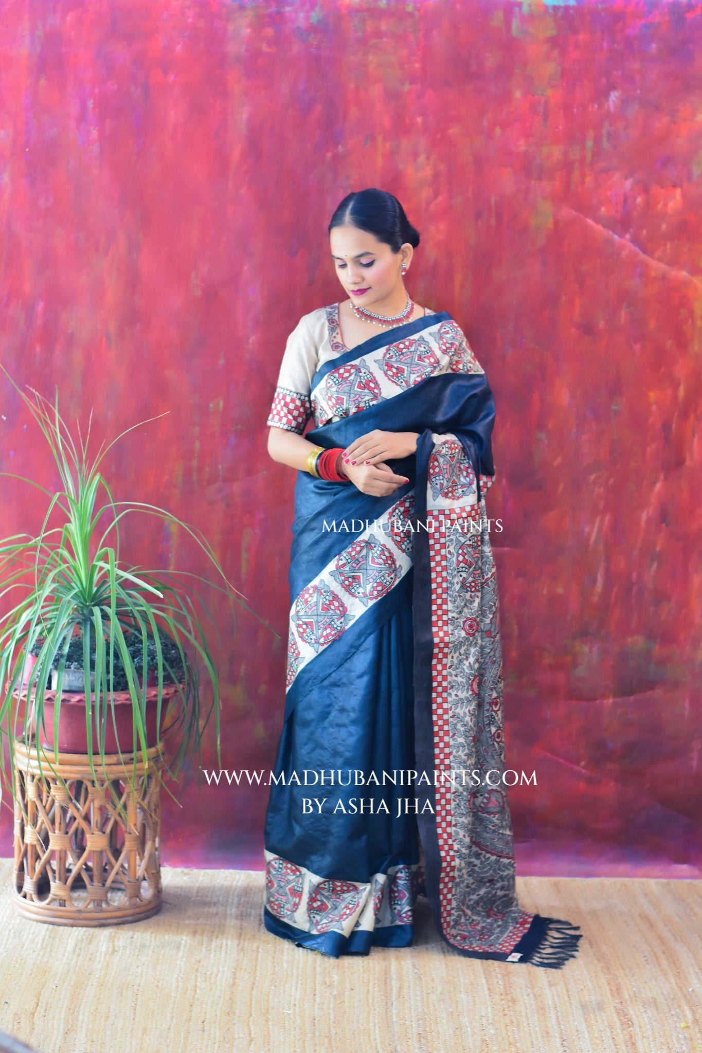 SAMUNDRAMAYI Hand-painted Madhubani Tussar Silk Saree Blouse Set