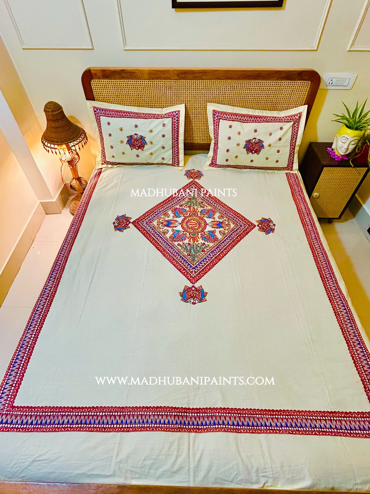 MATSYA JAAL Hand-painted Bedsheet With Pillow Cover