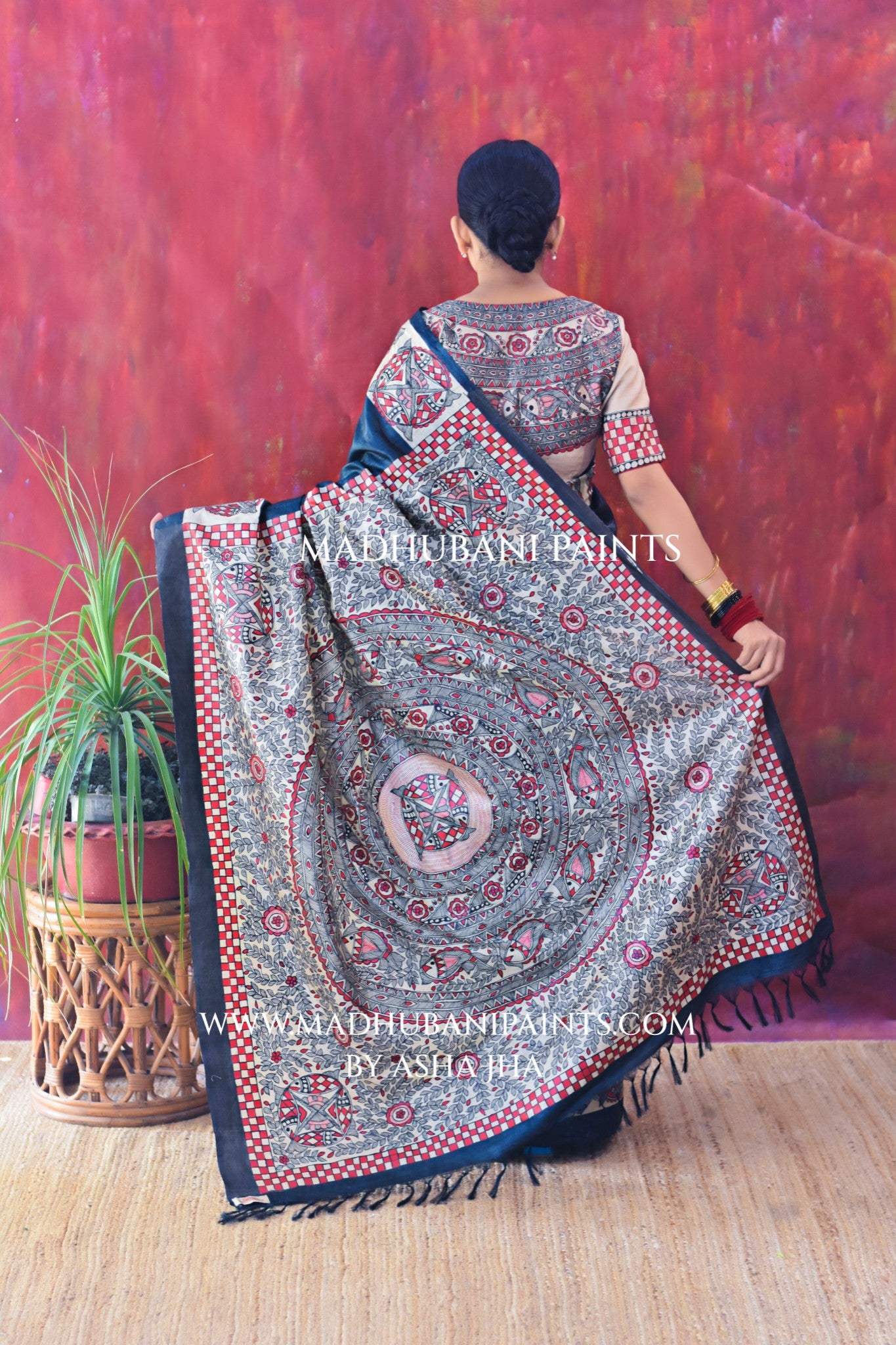 SAMUNDRAMAYI Hand-painted Madhubani Tussar Silk Saree Blouse Set