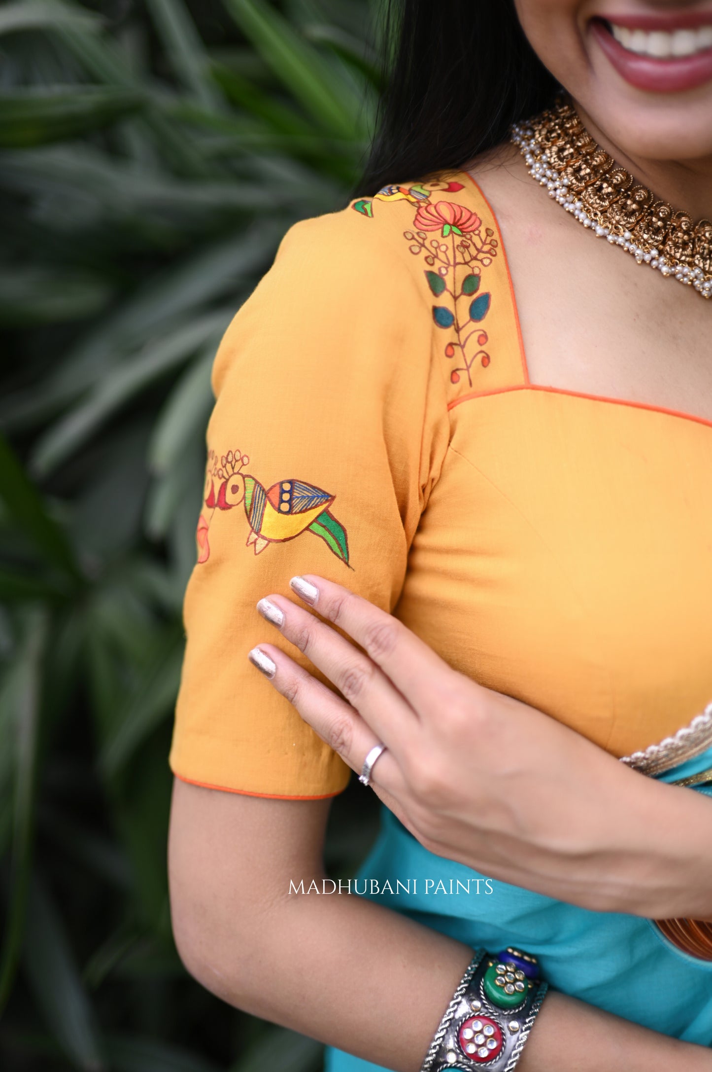 NEELA AASMAN SAREE