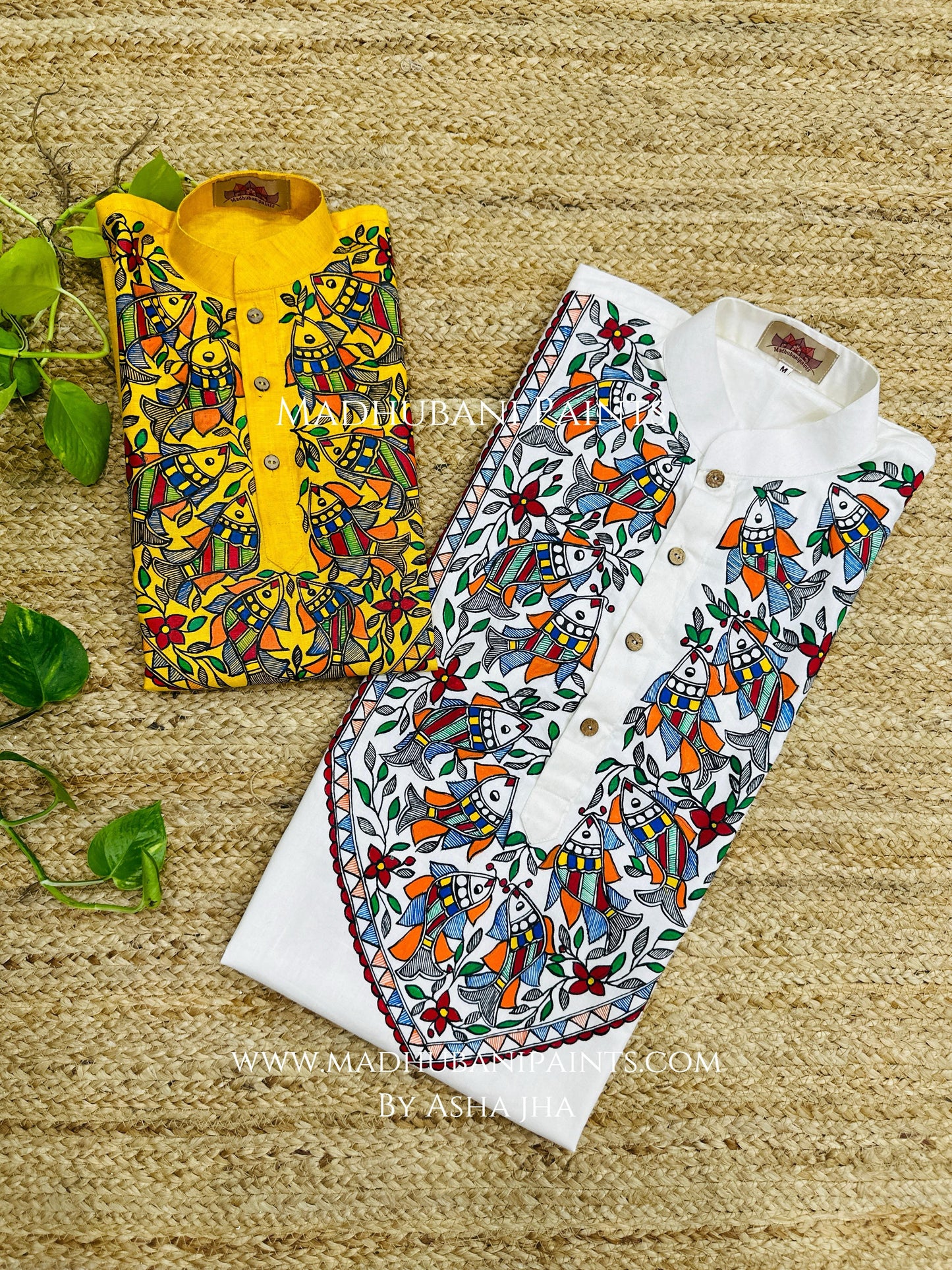 White Multicoloured Men's Fish Hand-painted Handloom Cotton Kurta
