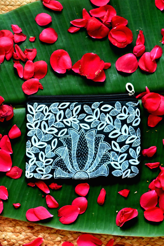 Lotus Pouch
