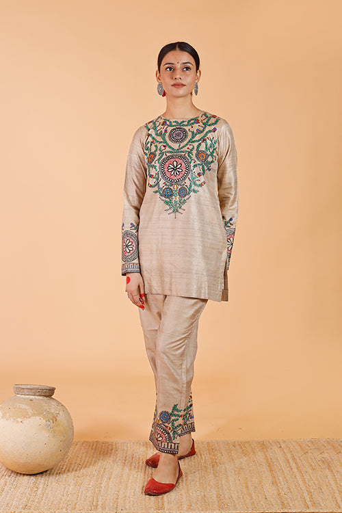 'Flowers of Mithila' Handpainted Madhubani Tussar Silk Kurta